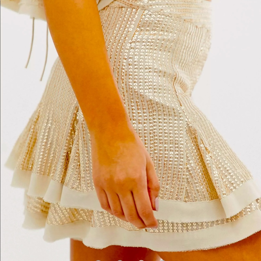 ASOS Raw Edge Sequin Shorts. NWT - Picture 4 of 6